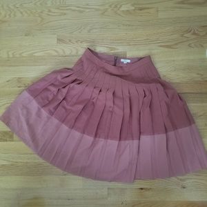 Loft skirt
